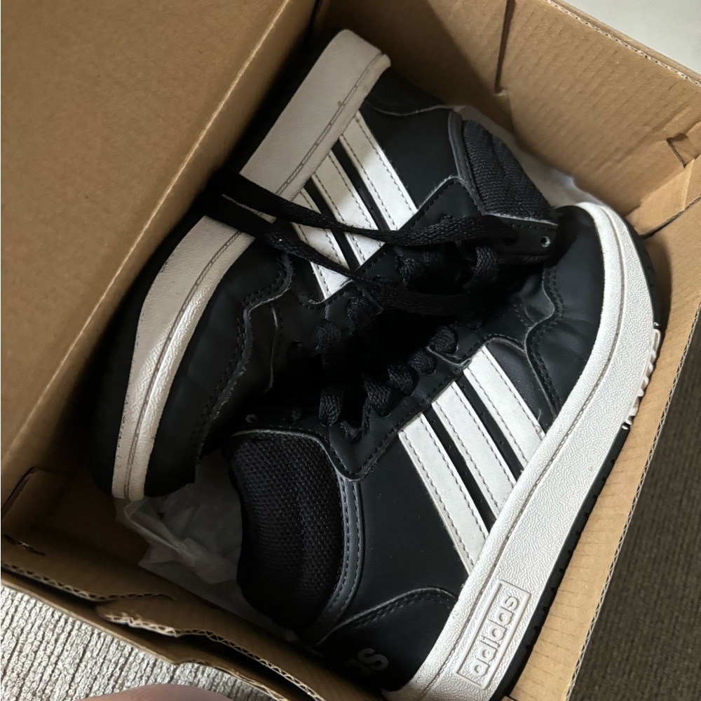 Adidas size 11K